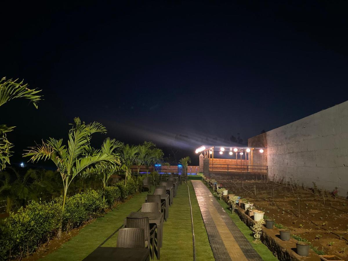 Shivanya Palace Mahābaleshwar Esterno foto